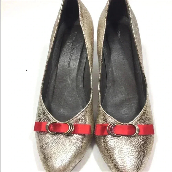 Anthro Pilcro and Letterpress Metallic Heels - Picture 5 of 8